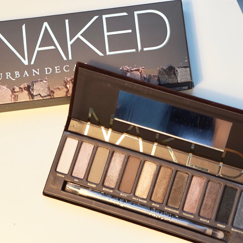 Urban Decay Naked Eyeshadow Palette